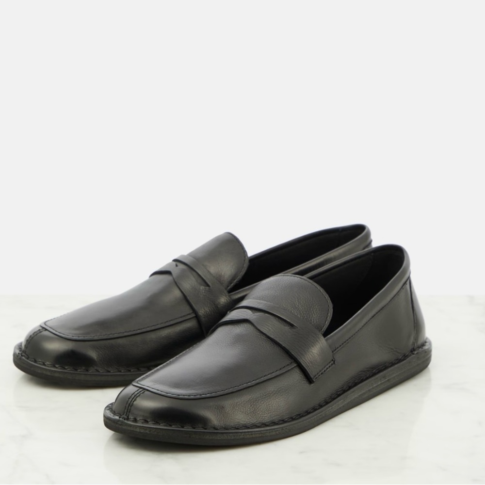 The Row Cary Leather Loafers